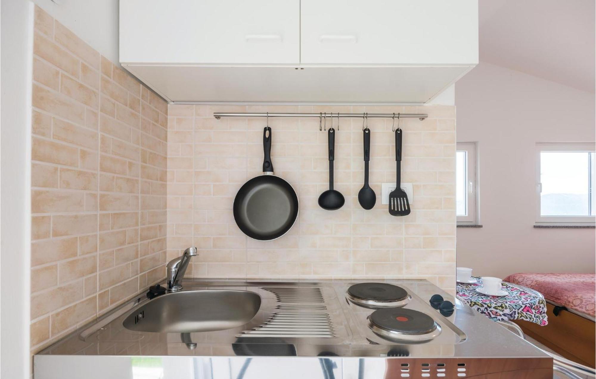 Nice Home In Martina With Kitchen Eksteriør bilde
