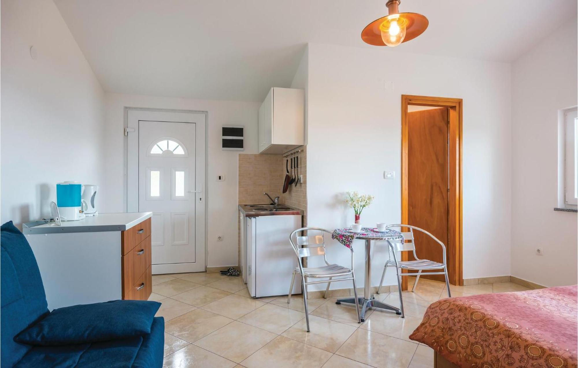 Nice Home In Martina With Kitchen Eksteriør bilde